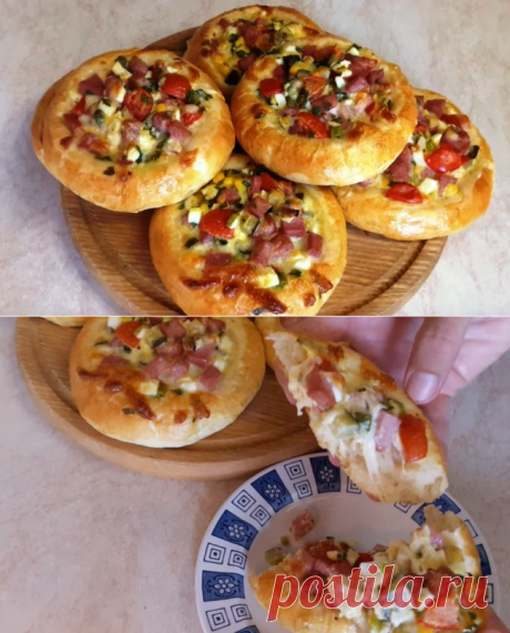 Ммм .... как же вкусненько !!! Пышные остренькие ватрушки или мини пиццы на завтрак, перерыв