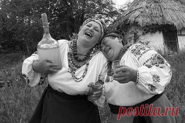 Влюбился араб в русскую и говорит: 
- Выходи за меня замуж, седьмой женой будешь! 
- Тюююю, я еще в очереди за хреном не стояла!!)))