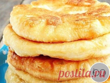 Пышные лепёшки на кефире, на сковородке