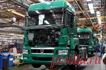 «КамАЗ» решили не переводить на трехдневную рабочую неделю