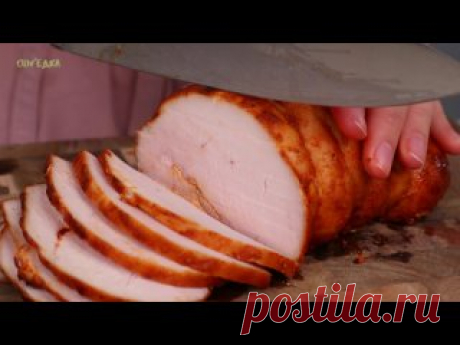 Сочная индейка в духовке для бутербродов или для мясной нарезки на праздничный стол Ингредиенты:Филе индейки: 800гМасло растительное: 2 ст.лМёд: 1,5 ст.лГорчица: 1 ст.лЛимонный сок: 2 ст.лСоль: 1/3 ч.лПерец черный: 1/3 ч.лПаприка молотая: 1,5 ч.лЧеснок сушеный: 1 ч.л