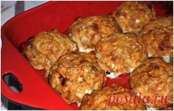 10 рецептов вкусных котлеток и тефтелек
Сохраните себе, пригодится!
--------------------------------------------------------
1.Капустные котлеты
Состав500 г капусты,2 столовые ложки манной крупы,2 столовые ложки молотых сухарей,соль по вкусу,3 столовые ложки растительного масла,0,5 стакана воды.
Приготовление
Капусту мелко нарезать, положить в кастрюлю, добавить воду, 1 столовую ложку растительного масла и тушить до полуготовности.
В кипящую массу всыпать тонкой струйкой м...