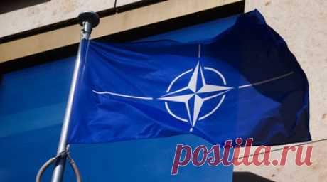 Экономист Сакс призвал США не расширять НАТО и признать новые регионы России. Профессор Колумбийского университета Джеффри Сакс выразил мнение, что власти США должны начать переговоры для завершения украинского кризиса и признать новые российские регионы. Читать далее