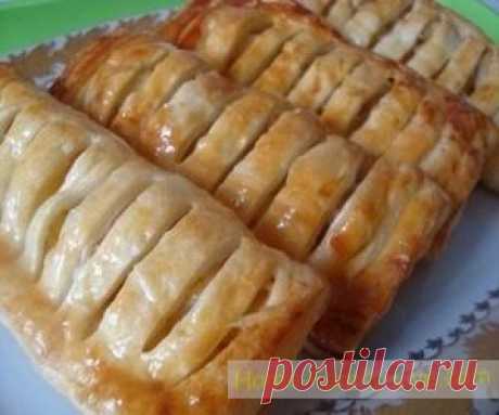Слойки с яблоком - пошаговый фото рецепт - десертКулинарные рецепты