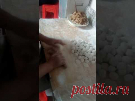 Как быстро раскатать тесто на пельмени video & photos