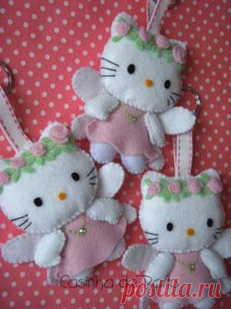 felt hello kitties!