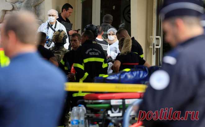 Посольство назвало источник «радикализации» напавшего на школу во Франции. Выходец из Ингушетии Мохамед Могушков, который напал на школу во французском Аррасе и убил учителя литературы, не мог подвергнуться влиянию радикальных идей в России, так как с детства жил во Франции.