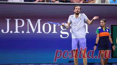 Губерниев — о вылете Медведева с US Open: что-то кризис у него затянулся. Комментатор Дмитрий Губерниев прокомментировал вылет Даниила Медведева в первом круге US Open. Читать далее