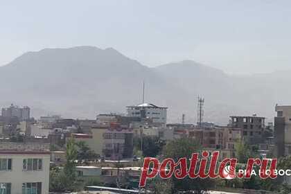 Ликвидация боевиков ИГ у российского посольства в Кабуле попала на видео. Представители «Талибана» (запрещенная в России террористическая организация) убили террористов «Исламского государства» (ИГ, запрещенное в России движение) у российского посольства в Кабуле. На кадрах, снятых корреспондентом РИА Новости, слышна перестрелка. Предполагается, что в ней использовали пулеметы и автоматы.