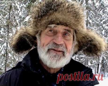 Л. Гержидовичу. Мы еще посвищем (Юрий Михайлов) 
25 ЯНВАРЯ - ДЕНЬ РОЖДЕНИЯ ЛЕОНИДА ГЕРЖИДОВИЧА
Свет… Пробился тонкий свет в окно.
Значит, поживем еще, дружище,
Значит, мы с тобой еще посвищем
В этом удивительном кино.
Пусть скорей включает аппарат
…