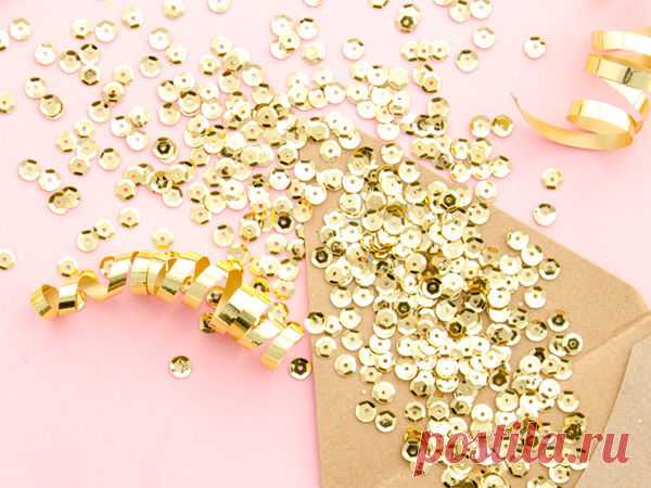 Базовые знания для вышивки пайетками в Академии Ярмарки мастеров Академия Ярмарки Мастеров приглашает всех на вебинар «Все о пайетках для начинающих: базовые примеры работы и основные характеристики» от Татьяны Pure Treasures, который состоится 15 марта 2018 года