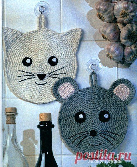 Прихватки "Кошка и мышка" вязаные крючком