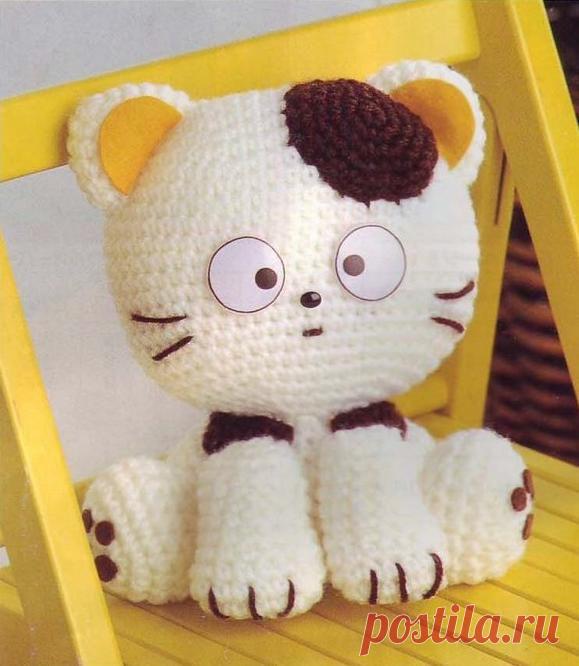 вязаный котенок