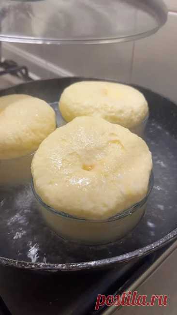 Вкусный и полезный завтрак ,🍳 сегодня покажу вам как приготовить омлет на паруМой любимый рецепт На четыре яйца  🪺 Молоко 250 мл Соль по вкусу Немного терп...