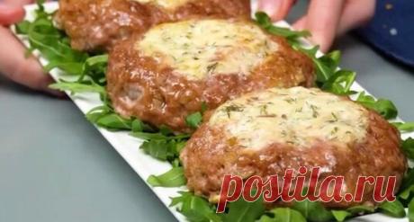 ОЧЕНЬ ВКУСНЫЕ СОЧНЫЕ КОТЛЕТЫ ЗА 10МИНУТ, ДРУЗЬЯ ПОДПИШИТЕСЬ И ОЦЕНИТЕ ПОЖАЛУЙСТА ЭТОТ РЕЦЕПТ, ЭТО ОЧЕНЬ ВАЖНО ДЛЯ РАЗВИТИЯ КАНАЛА 🙏🔥