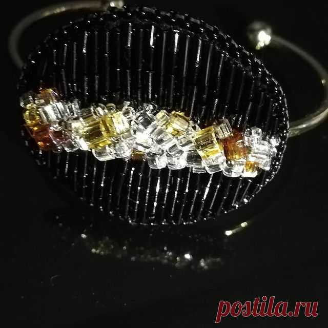 Beadembroidery bracelet

#jewelry #handmadejewelry #bracelet #beadembroideryjewelry #beadwork #beadembroidery #braceletonline #beadembroideryart #beadembroiderybracelet #etsyseller #etsybracelets #luxuryjewelry #luxurybracelet #saleonline #etsyjewelry #etsyseller #elegantjewelry #luxurydesign #luxury #handmade #blackbracelet #beadedjewelryofinstagram #bracelets #etsyshopowner #braceletsforsale #modernbracelet #artbracelets #bracelethandmade #braceletsofinstagram #braceletlover