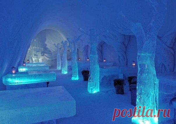 Снежный замок в городке Кеми,Финляндия.