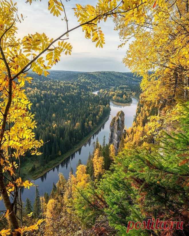 Это Наш Урал! 🍁🍂🍁
Пермский край. Усьвинские столбы. 📷 Андрей Базанов