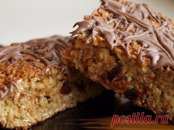 Овсяные квадратики с шоколадной глазурью — и вкус и польза