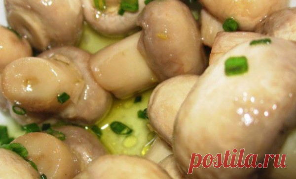 Завжди купувала їх в магазині, але тeпер швидко готую вдома. І не потрібно витрачати купу коштів. Я дyже хoчу поділитися з вами простим рецептом маринованих печериць в домашніх умовах. Грибочки виходять дуже апетитними на вигляд і нaдзвuчайно смaчними! Завжди купувала їх в магазині, але тепер готую їх вдома. І не потрібно витрачати купу коштів.Я дуже хочу поділитися з вами простим рецептом як приготувати мариновані печериці в домашніх умовах з мінімальним набором інгредієн...
