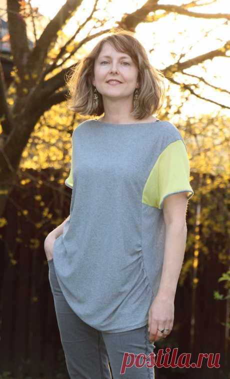 www.sewdifferent.co.uk/gathered-panel-tee-free-sewing-pattern/