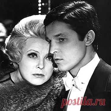 Вия Артмане и Ивар Калныньш в фильме "Театр"