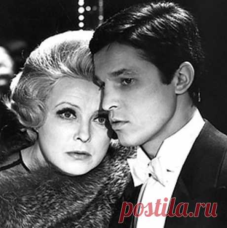 Вия Артмане и Ивар Калныньш в фильме "Театр"