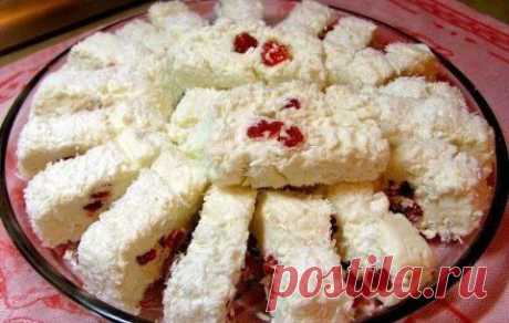 Десерт очень нежный и легкий, изысканный и тающий.