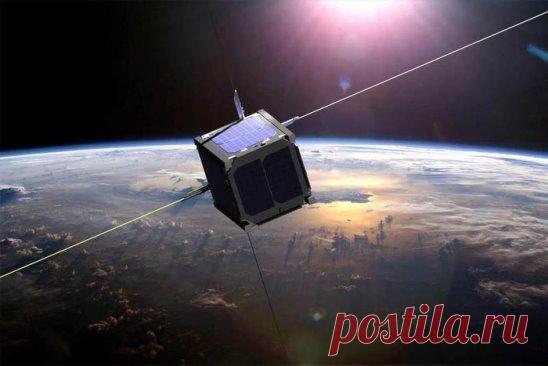 На воде и спирте: в России разработали новый двигатель для наноспутников
Новое открытие сделали российские ученые. Разработан прототип двигательной установки, работающей на смеси дистиллированной воды и этилового спирта.