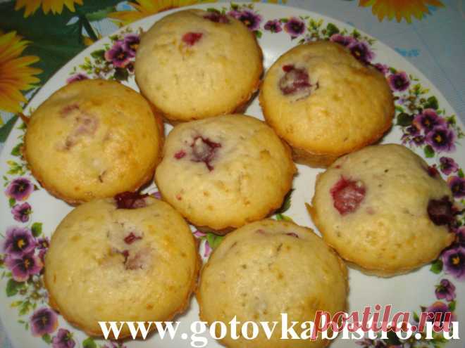 Вкусный кекс с вишней