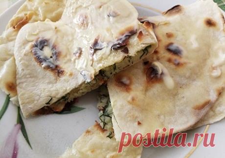 Кыстыбый с картошкой и зеленью — 4 рецепта теста - Классные вегетарианские рецепты Татарские лепешки кыстыбый с картошкой и зеленью готовятся легко и просто. Тесто без дрожжей, поэтом