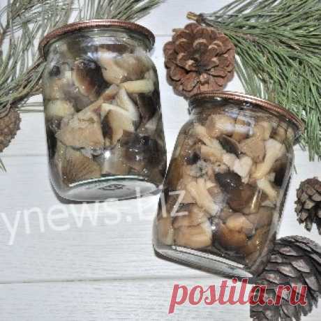 Грибы маринованные