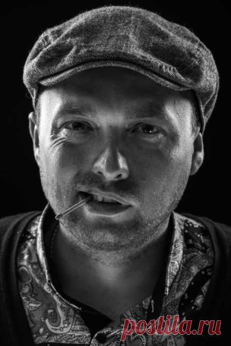 35PHOTO - Gennady Tsezh - портрет со спичкой