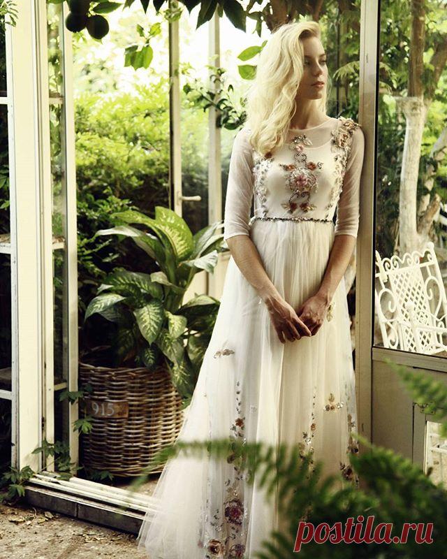 Коллекция великолепных платьев бренда Chana Marelus, Израиль