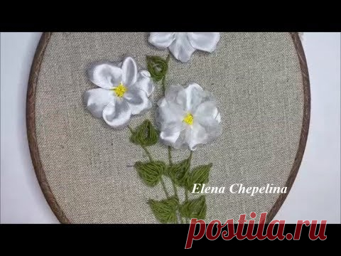 Простой цветок и ленты с необычными листьями, мастер класс по вышивке лентами.