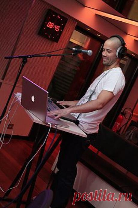 Эмманюэль Муар