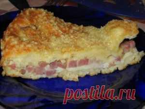 "Быстрый пирог с ветчиной и сыром"