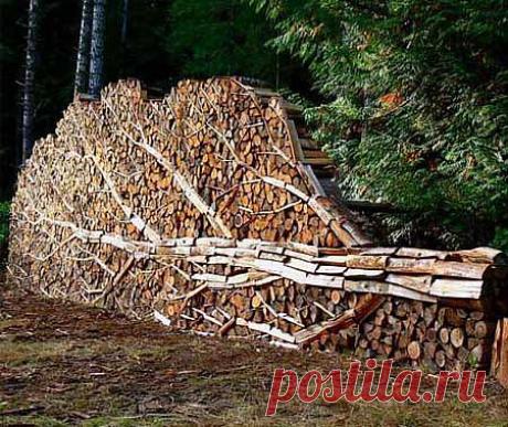 Дрова на даче: 10 красивых поленниц