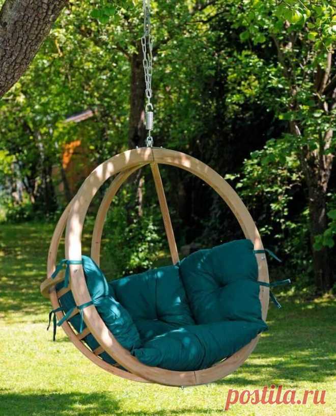 Красивые подвесные кресла в саду ~ Planetalsad