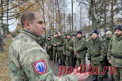 Михаил Романов возьмет шефство над воинской частью Западного военного округа. Депутат Государственной Думы, первый заместитель председателя Комитета Государственной Думы по контролю, член фракции «Единая Россия» Михаил Романов посетил несколько воинских частей под Санкт-Петербургом и встретился с мобилизованными петербуржцами.