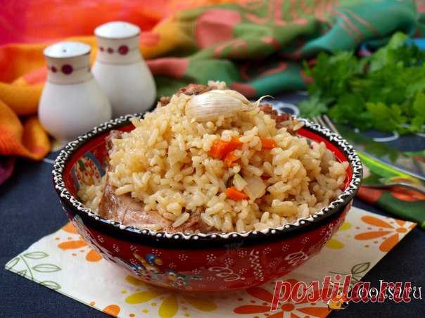 Плов с кроликом Плов с кроликом - сытное и вкусное блюдо, которое можно приготовить в будни или на праздничный стол. Я решила приготовить плов в выходные, чем порадовала свою семью.