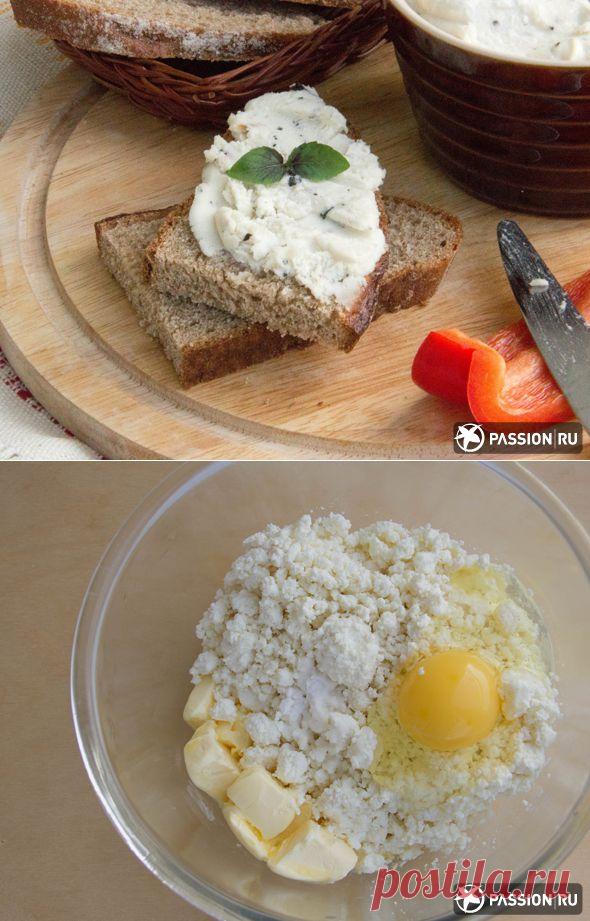 Плавленый творожный сыр - на вкус — в сто раз вкуснее, чем магазинный плавленый ...

Ингредиенты:
Творог – 500 г,
Яйца – 1 шт.,
Масло сливочное – 100 г,
Сода – 0,5 ч. ложки,
Соль – 0,5-1 ч. ложка,
Базилик сушеный – 1 ст.ложка.