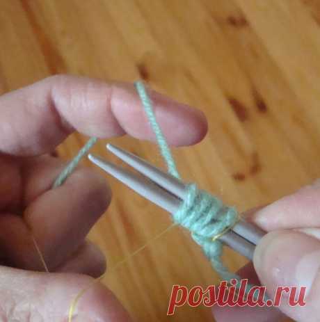 Подробный МК &quot;Носки на двух спицах без шва&quot; от Ольги Козловой.