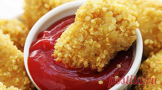 Вкусные наггетсы домашние Вкусные куриные наггетсы домашние, запеченные в панировке киноа — это новый рецепт закуски, который очень полюбится вашим домашним. Нет ничего приятней похрустеть полезными домашними наггетсами во время ланча или...