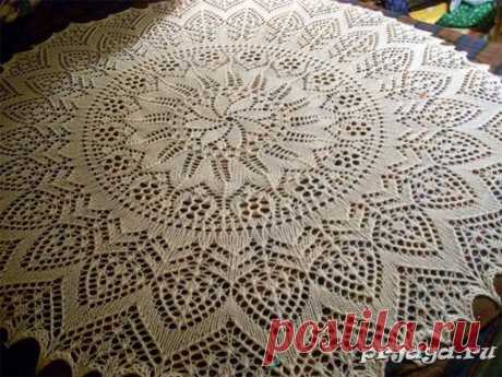 Скатерть спицами.