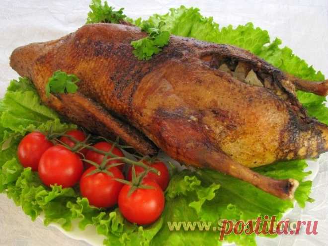 Утка, фаршированная грибами и картофелем