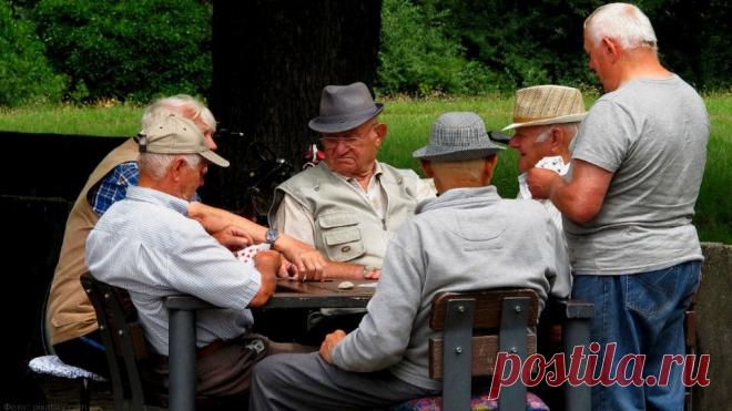 За какой стаж можно сделать перерасчет пенсии в 2021 году | Юридические тонкости | Пульс Mail.ru Расскажу, наличие какого стажа послужит основанием для перерасчета пенсии в большую сторону