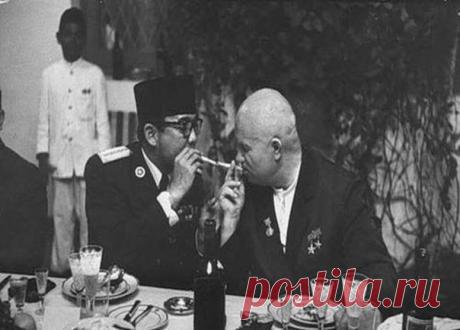 #НикитаХрущёв и #президентИндонезии #Сукарно, 1960 год, #Джакарта

#историческиефото #ретрофото #история #интересное
#занимательное_право #живойзакон #livelaw