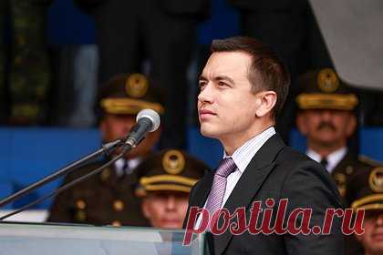 Глава Эквадора объяснил отказ передавать российское оружие США. Эквадор не стал отправлять старое российское вооружение в США из-за конфликта на Украине. Такую причину озвучил президент страны Даниэль Нобоа.