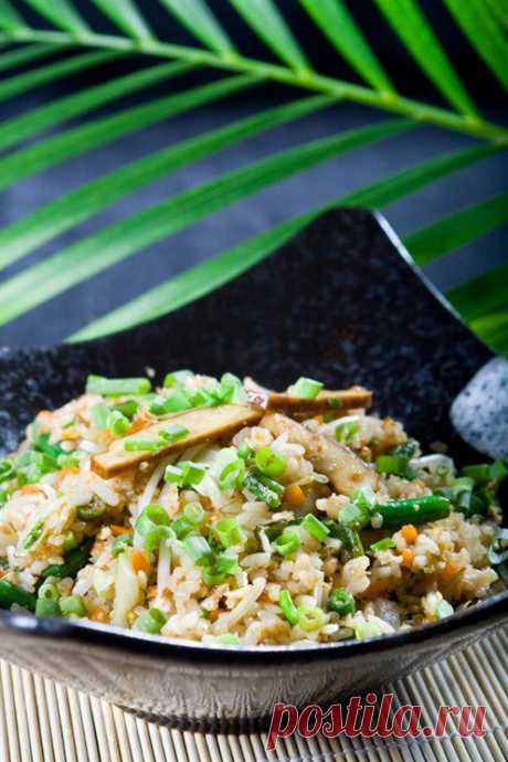 Китайская кухня: рис с яйцом